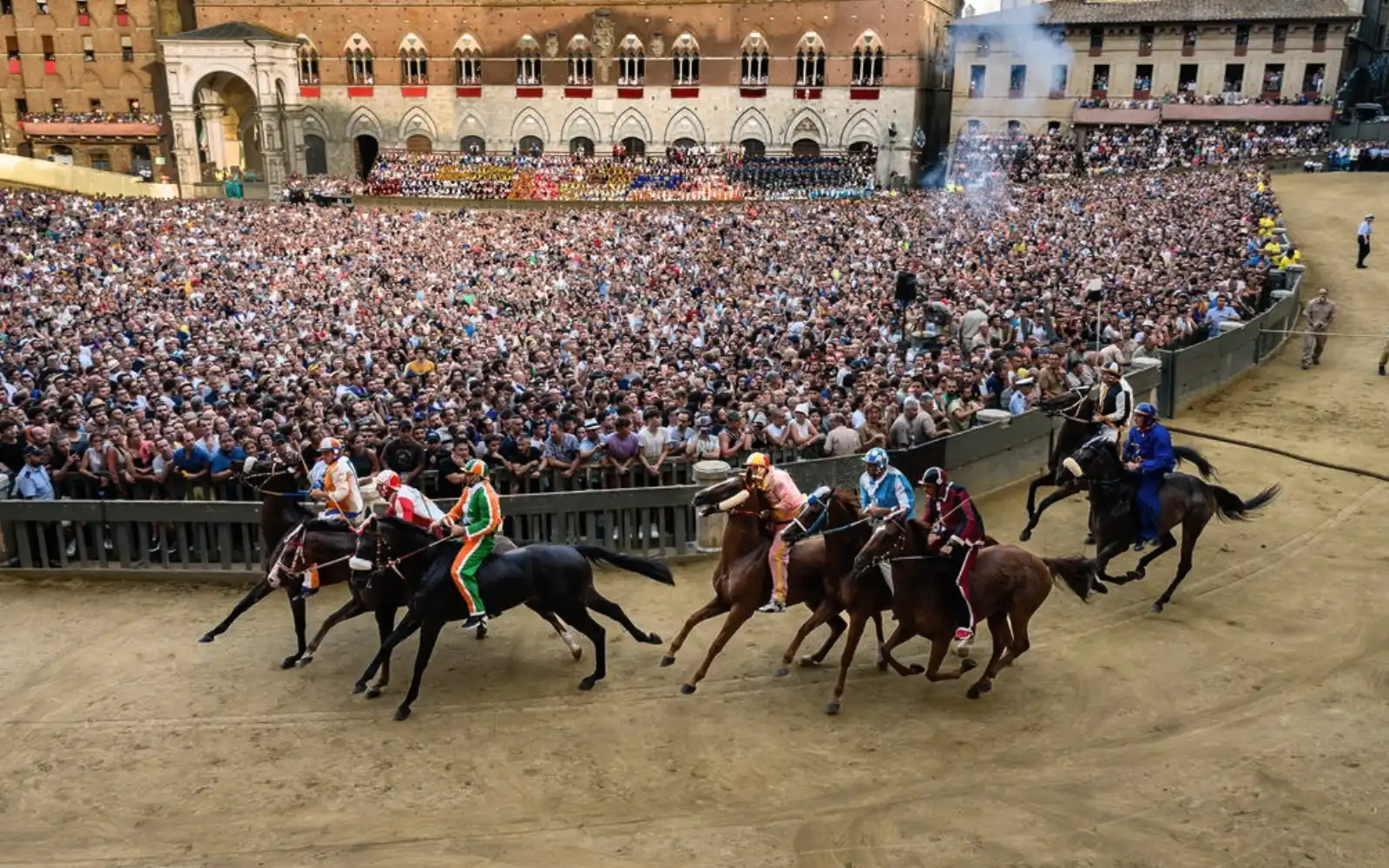 Palio di Siena 2026 VIP Package | Private Palace View | Palio di Siena package